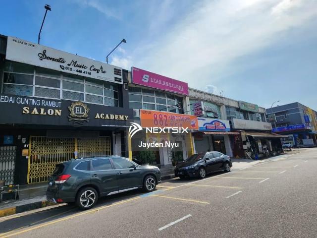 Residential House for sale in Country Heights Damansara, Kuala Lumpur