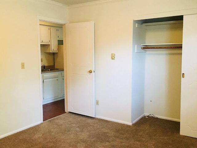Apartment for rent in Park Ridge East, Bloomington