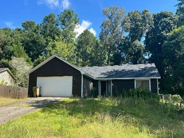 House for sale in Riverdale