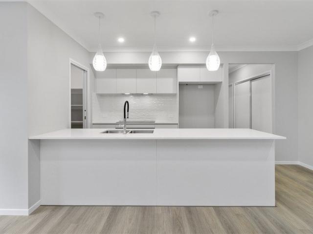 Cottage for sale in Toombul, Queensland