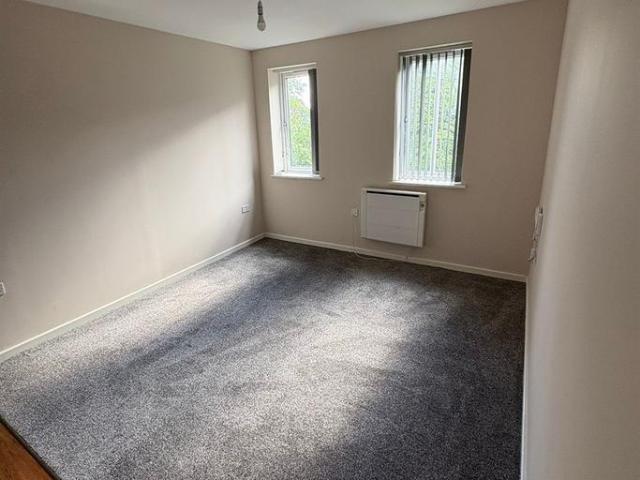 Apartment for rent in Old Trafford, Trafford Park
