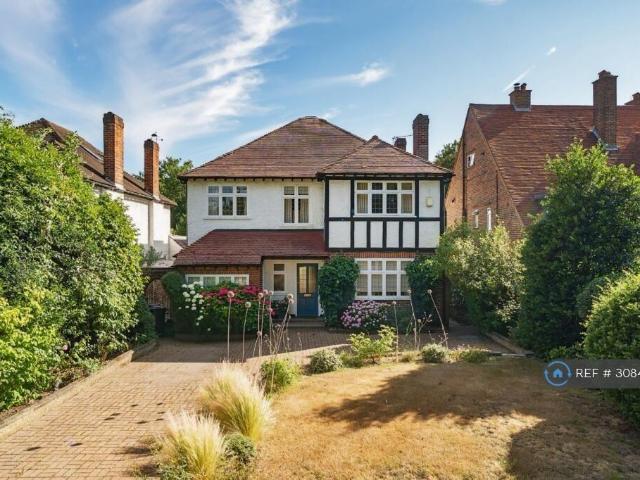 House for rent in London Borough of Bromley, Greater London
