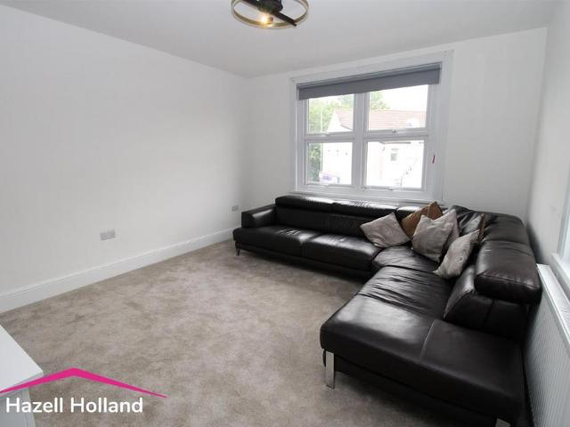 Apartment for rent in New Town, Monks Orchard