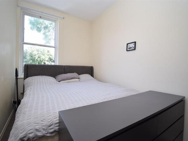 Apartment for rent in Dewsbury, West Yorkshire