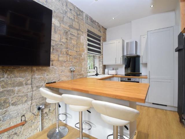 Apartment for rent in Dewsbury, Kirklees