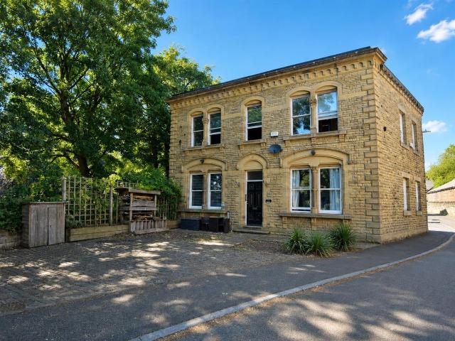 Apartment for rent in Dewsbury, West Yorkshire