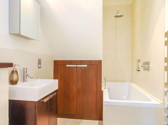 Apartment for rent in St Margarets, Greater London