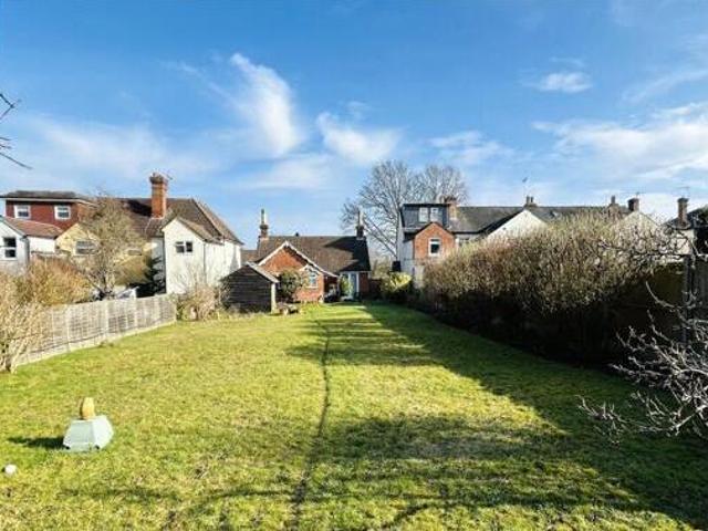 House for sale in Farnborough, Hampshire