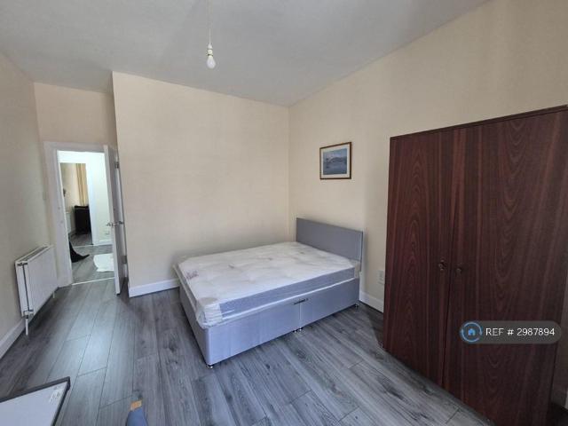 Apartment for rent in North Woodside, Scotland