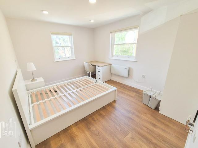 Room for rent in Crouch End, Greater London