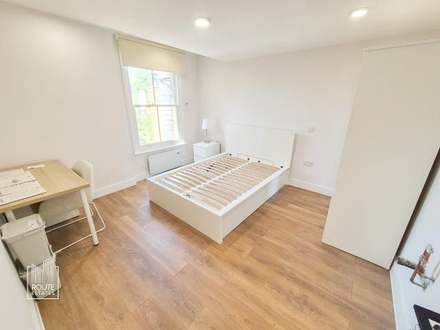 Room for rent in Crouch End, Greater London