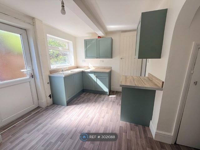 House for rent in Caldermill, East Midlands
