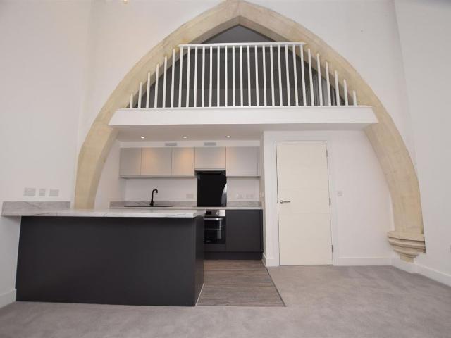 Apartment for rent in Kingswood
