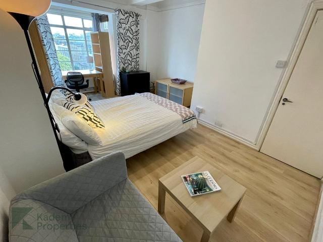 Apartment for rent in Marylebone, Greater London