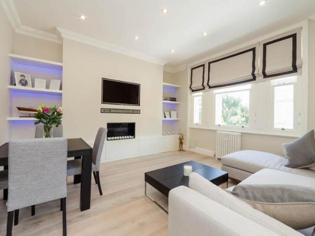 Apartment for rent in Marylebone, Greater London