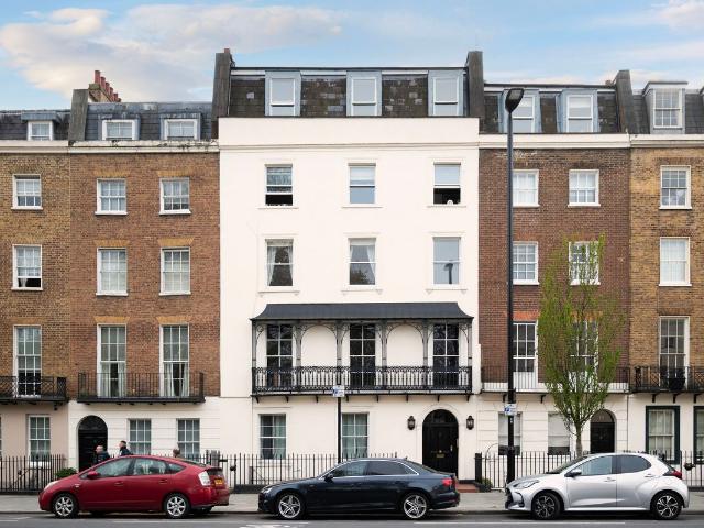 Apartment for rent in Marylebone, Greater London