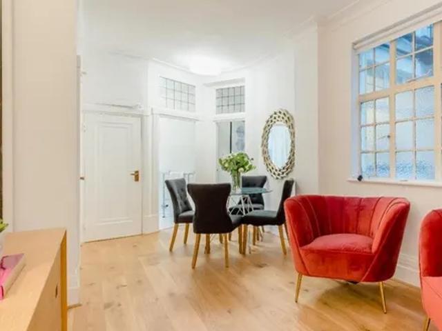 Apartment for rent in St. John's Wood, Greater London