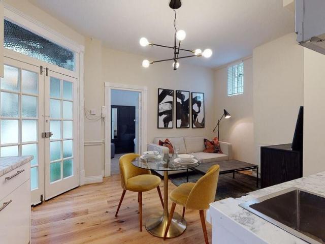 Apartment for rent in St. John's Wood, Greater London