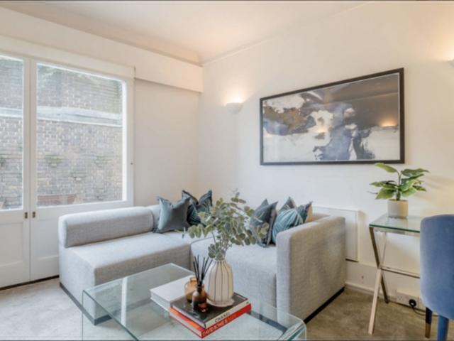 Apartment for rent in St. John's Wood, Greater London
