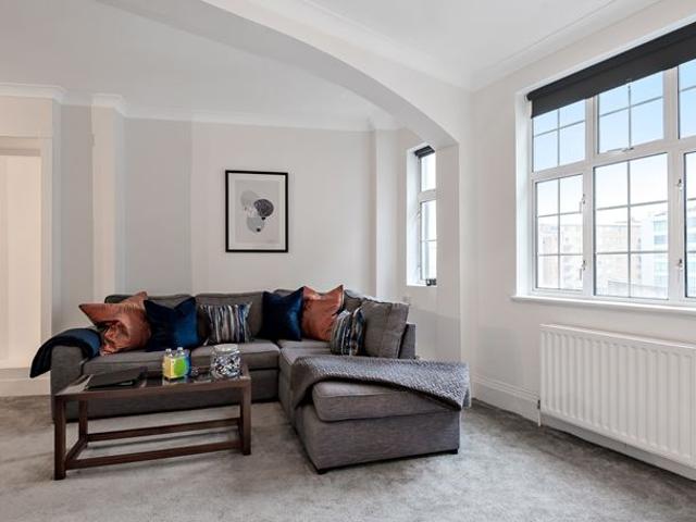 Apartment for rent in St. John's Wood, Greater London