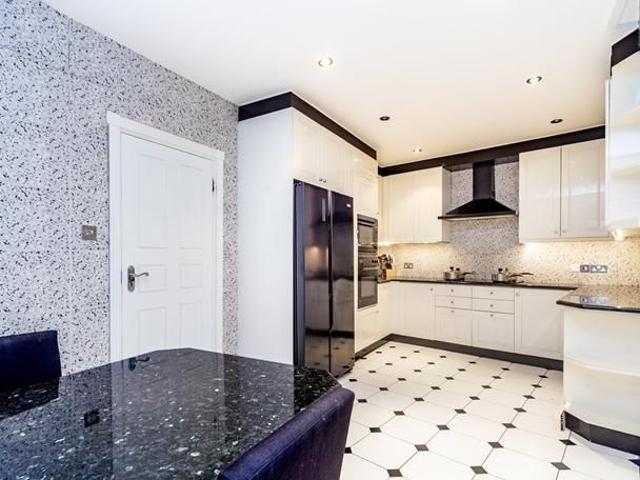 Apartment for rent in St. John's Wood, Greater London