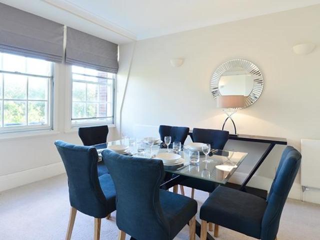 Apartment for rent in St. John's Wood, Greater London