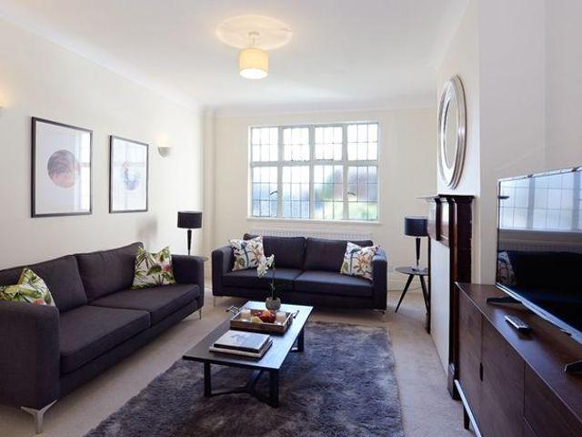 Apartment for rent in St. John's Wood, Greater London