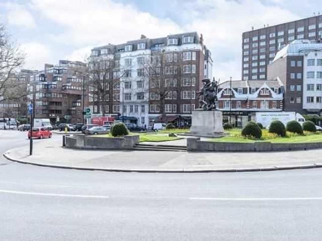 Apartment for rent in St. John's Wood, Greater London