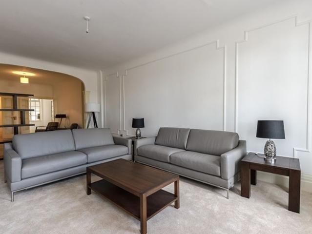 Apartment for rent in St. John's Wood, Greater London