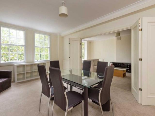 Apartment for rent in St. John's Wood, Greater London