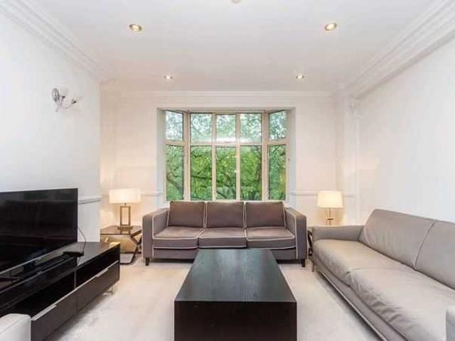Apartment for rent in St. John's Wood, Greater London