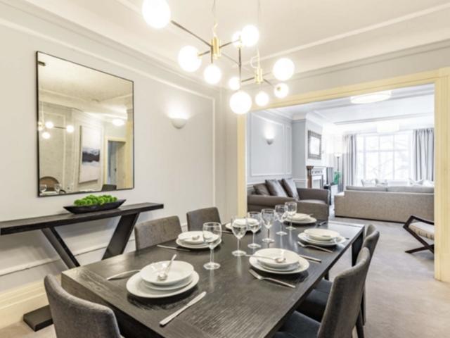 Apartment for rent in St. John's Wood, Greater London