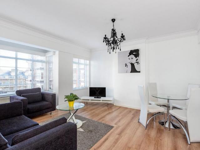 Apartment for rent in Marylebone, Greater London
