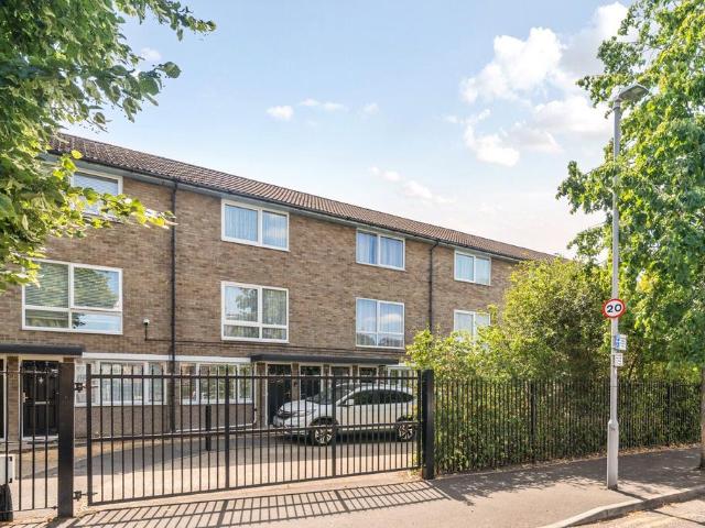 Apartment for rent in New Malden, Greater London