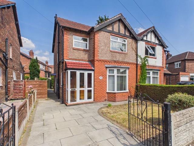 House for rent in Ashton upon Mersey, Trafford Park