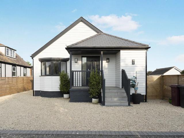 House for rent in Littlecote, West Sussex
