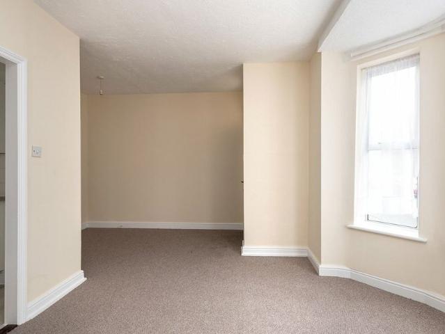 Apartment for rent in Regent Quay, Oad Street