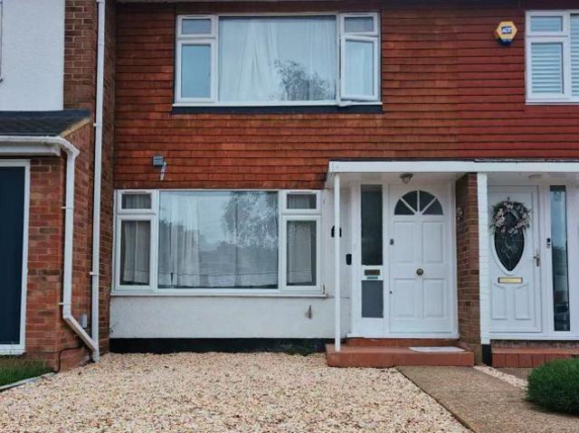 House for rent in Lower Halliford, Surrey