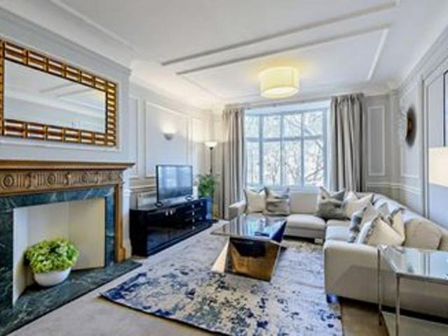 Apartment for rent in St. John's Wood, Greater London