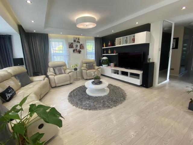 House for rent in Horsell, Woking