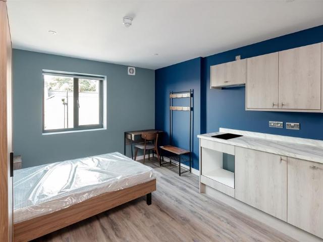 Studio for rent in City Centre, Feckenham