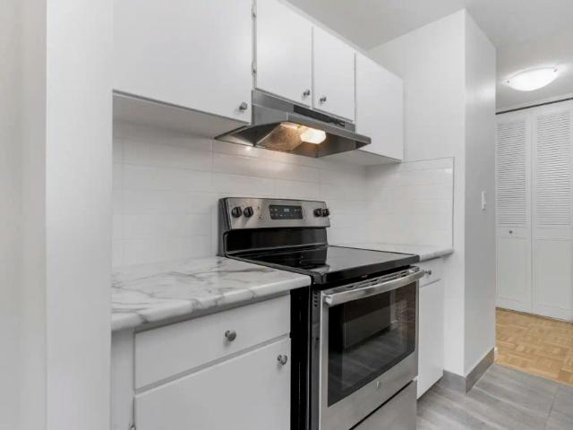 Apartment for rent in Park Royal, West Vancouver