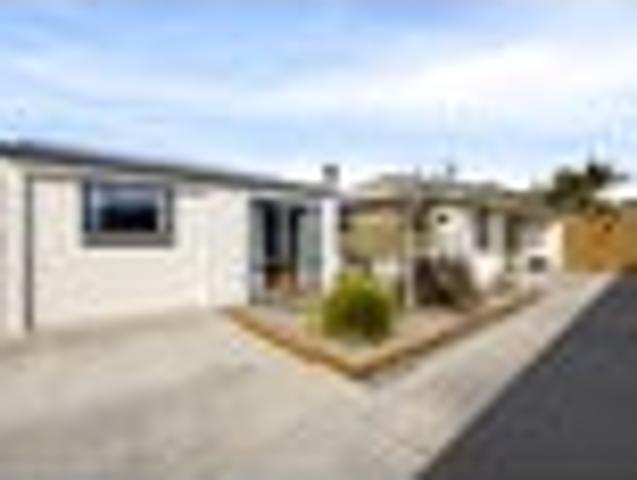 Townhouse for sale in Big Manly, Hibiscus and Bays