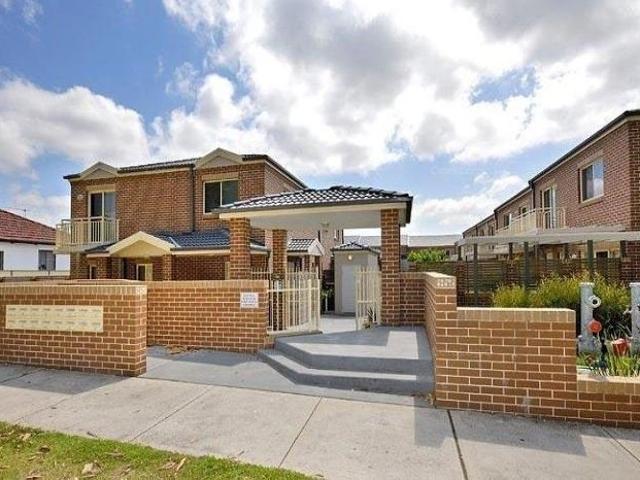 Townhouse for rent in Sydney, New South Wales
