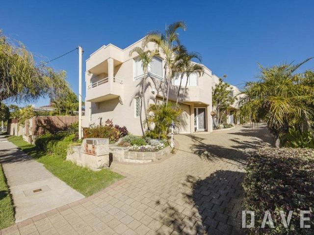 Townhouse for sale in Stirling, Western Australia
