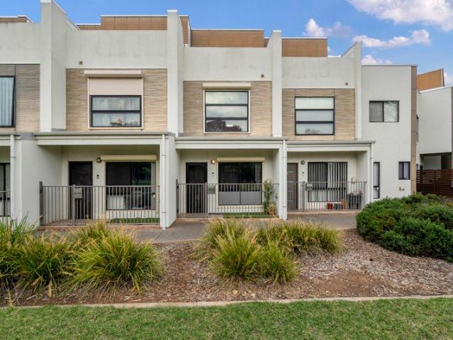 Townhouse for sale in St Clair, Adelaide