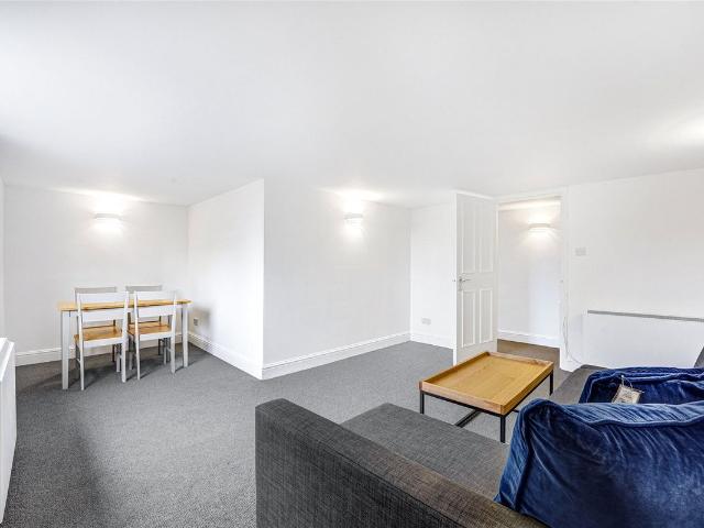 Apartment for rent in Clapham Junction, Greater London