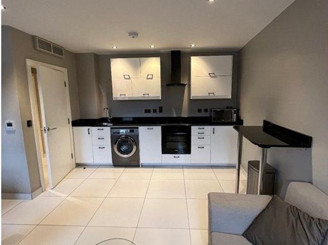 Apartment for rent in Woodhouse, West Yorkshire