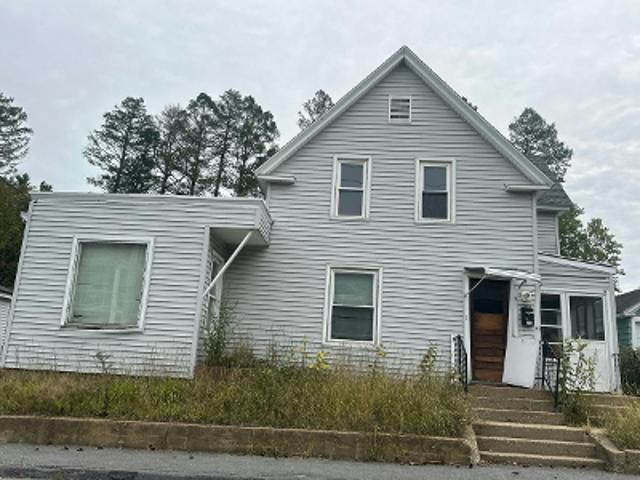 House for sale in Gardner, Worcester County
