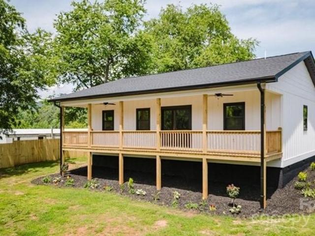 House for sale in Bryson City, North Carolina